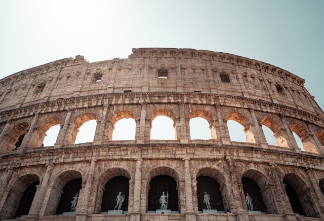 La storia delle scommesse: un’evoluzione millenaria, dall’antichità al cashout